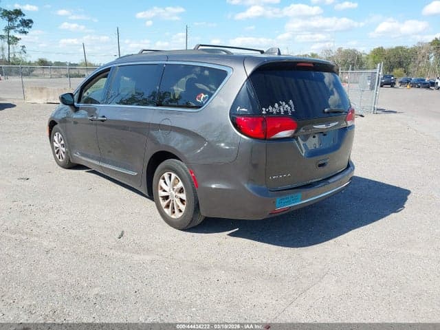2017 CHRYSLER PACIFICA TOURING-L 3