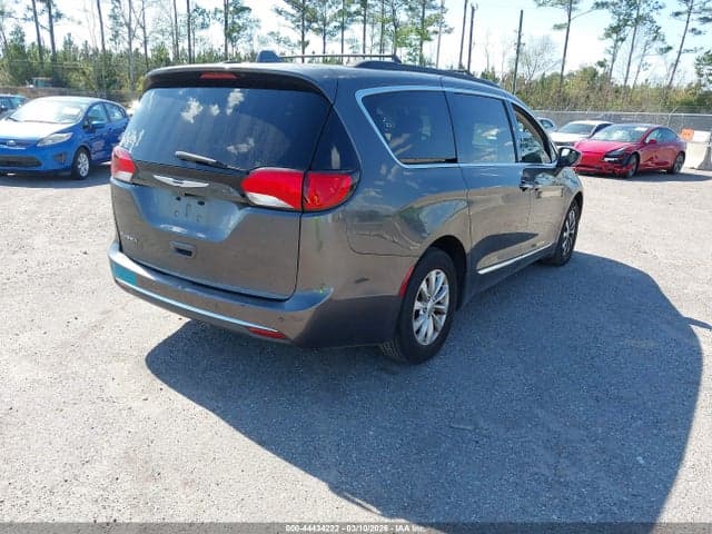 2017 CHRYSLER PACIFICA TOURING-L 4
