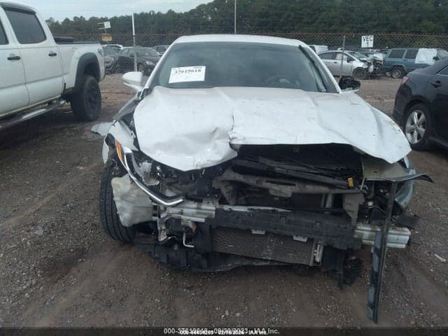 2016 FORD FUSION SE 13