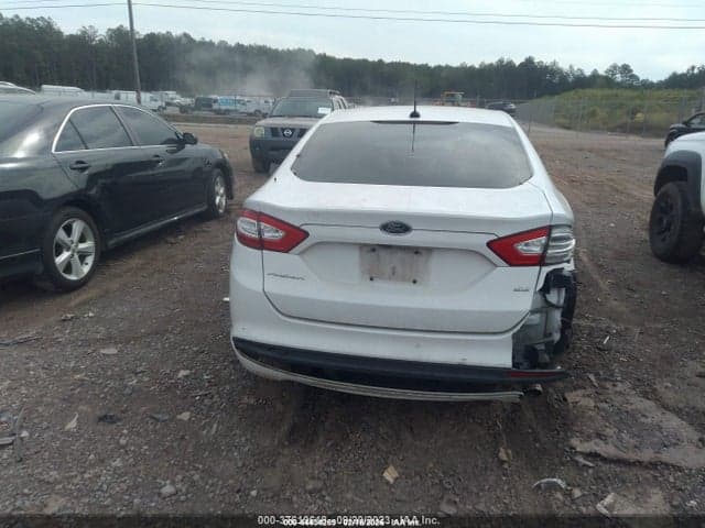 2016 FORD FUSION SE 17