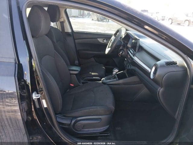 2020 KIA FORTE FE 5
