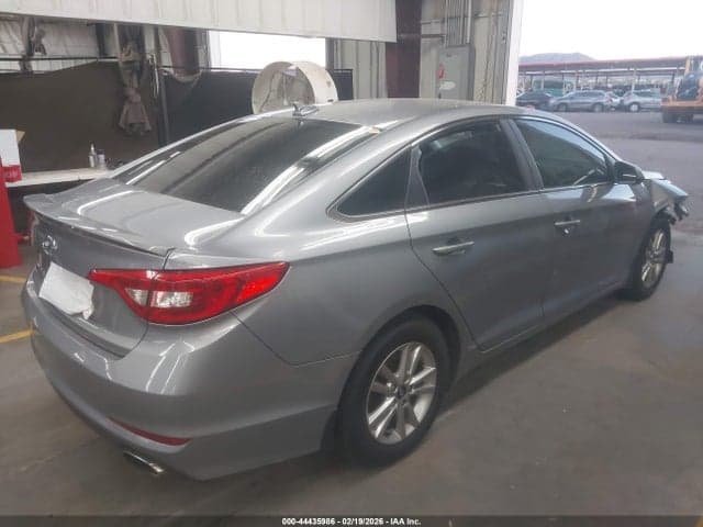 2016 HYUNDAI SONATA SE 4