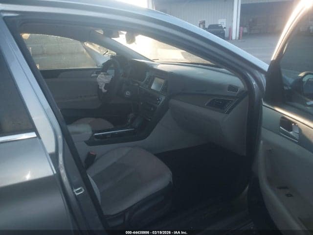 2016 HYUNDAI SONATA SE 5