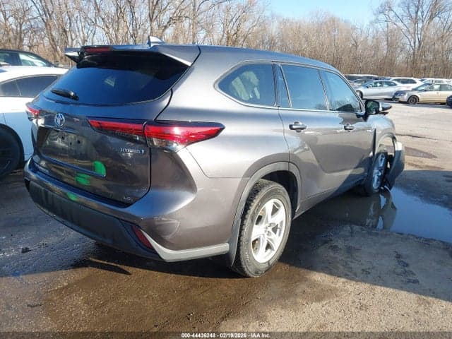 2021 TOYOTA HIGHLANDER HYBRID LE 4