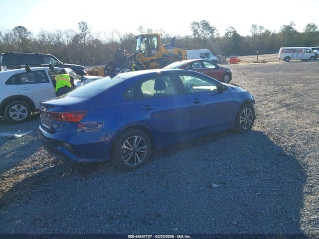 2024 KIA FORTE LXS 4