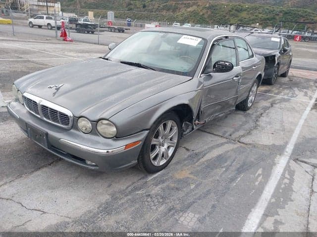 2005 JAGUAR XJ XJ8 2