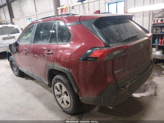 2019 TOYOTA RAV4 LE 3