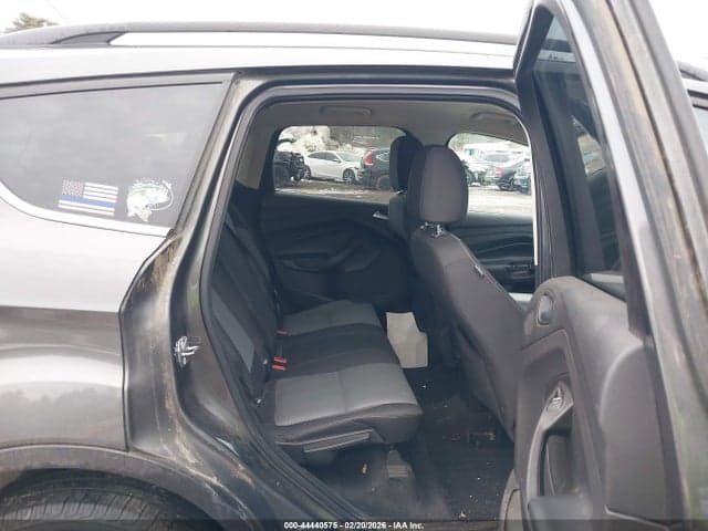 2017 FORD ESCAPE SE 8