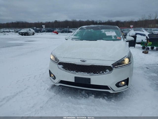 2017 KIA CADENZA PREMIUM 12