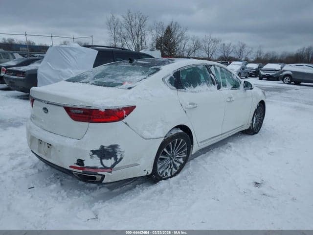 2017 KIA CADENZA PREMIUM 4