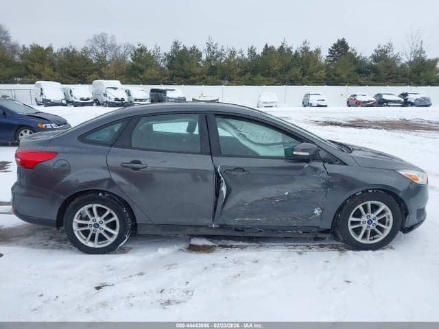 2017 FORD FOCUS SE 13