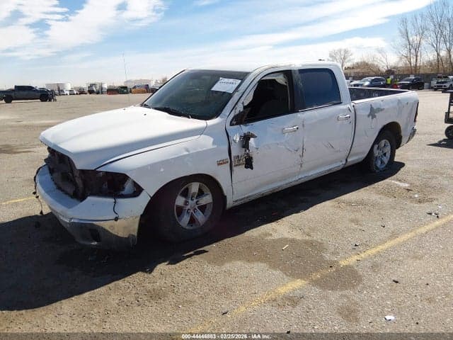 2019 RAM 1500 CLASSIC SLT 4X2 6'4 BOX 2