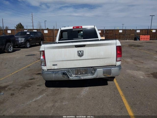 2019 RAM 1500 CLASSIC SLT 4X2 6'4 BOX 17