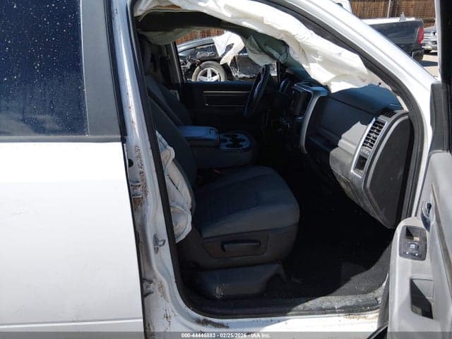 2019 RAM 1500 CLASSIC SLT 4X2 6'4 BOX 5