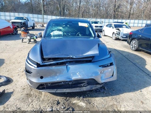 2026 TESLA MODEL Y 13