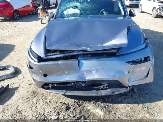 2026 TESLA MODEL Y 6
