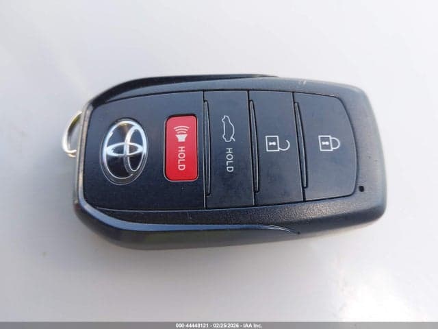 2024 TOYOTA COROLLA LE 11