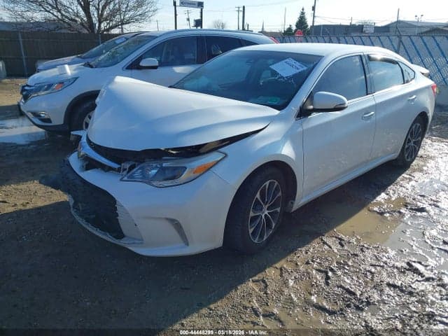 2017 TOYOTA AVALON XLE 2