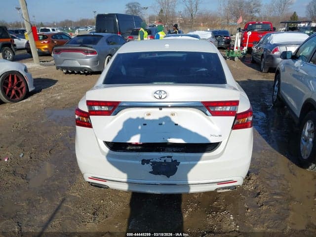 2017 TOYOTA AVALON XLE 16