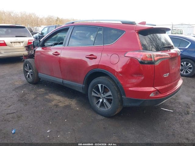 2017 TOYOTA RAV4 XLE 3