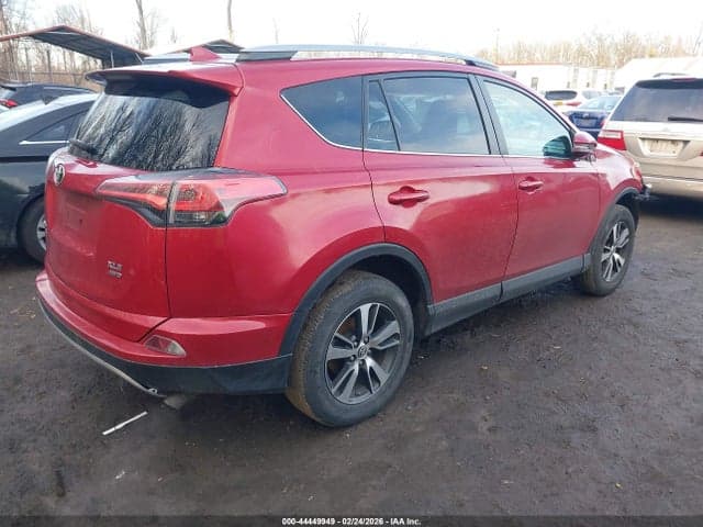 2017 TOYOTA RAV4 XLE 4