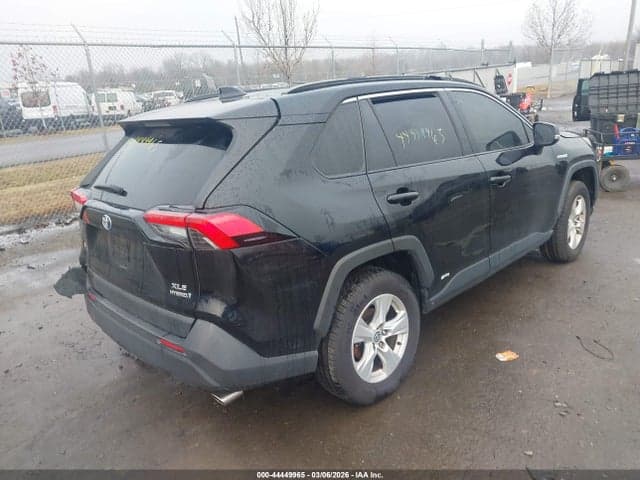 2020 TOYOTA RAV4 HYBRID XLE 4