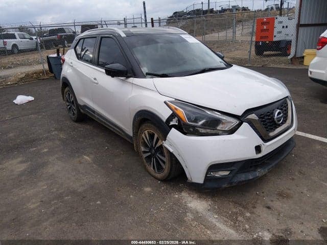 2019 NISSAN KICKS SR 1