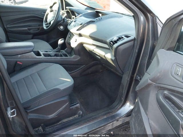 2019 FORD ESCAPE S 5