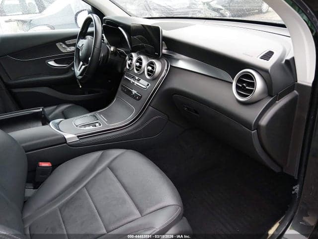 2021 MERCEDES-BENZ GLC 300 4MATIC SUV 5
