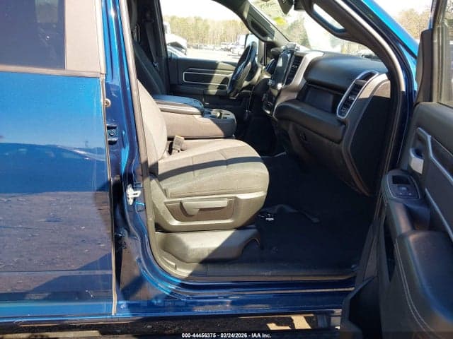 2024 RAM 2500 BIG HORN 4X4 6'4 BOX 5