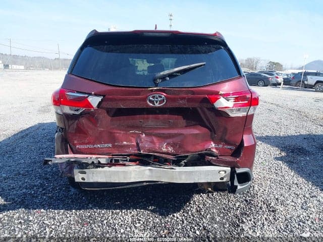 2018 TOYOTA HIGHLANDER XLE 6