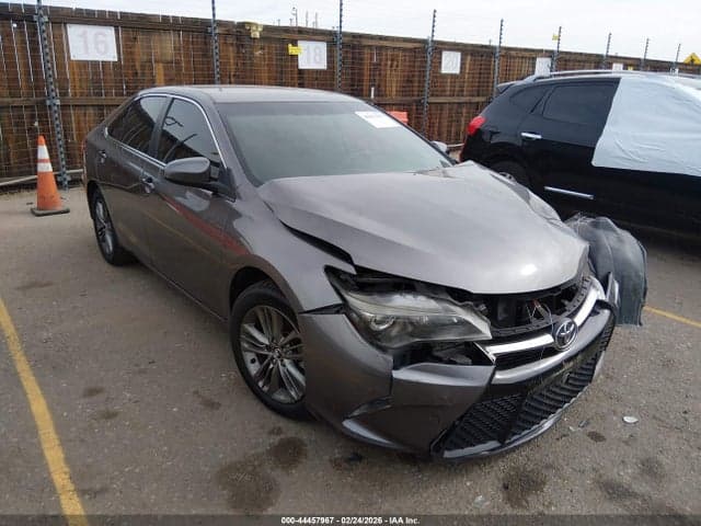 2017 TOYOTA CAMRY SE