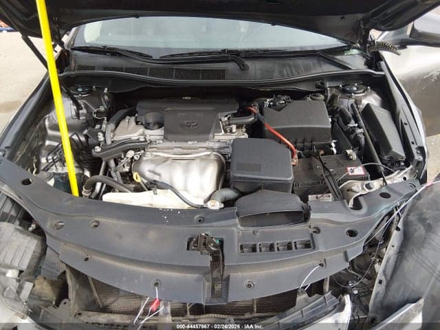 2017 TOYOTA CAMRY SE 10