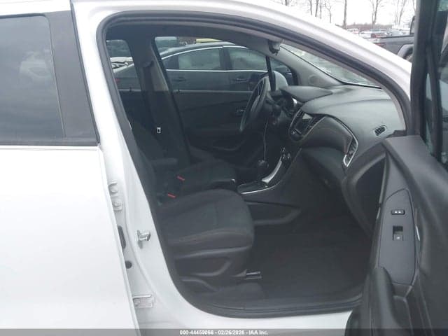 2019 CHEVROLET TRAX LS 5