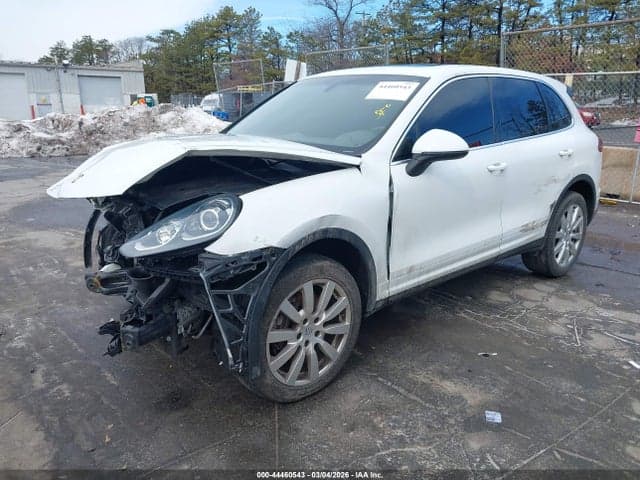 2016 PORSCHE CAYENNE 2