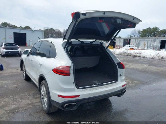 2016 PORSCHE CAYENNE 3