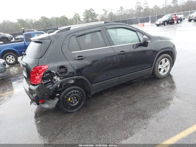 2020 CHEVROLET TRAX FWD LT 4