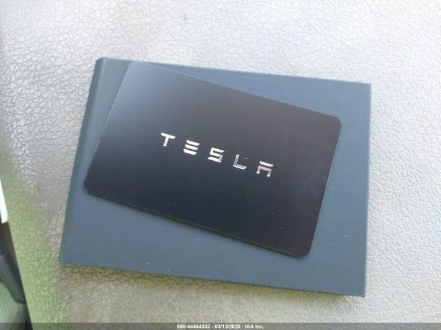 2025 TESLA MODEL 3 11