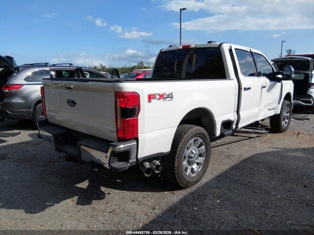2025 FORD F-250 LARIAT 4