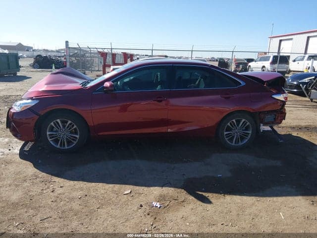 2017 TOYOTA CAMRY SE 15