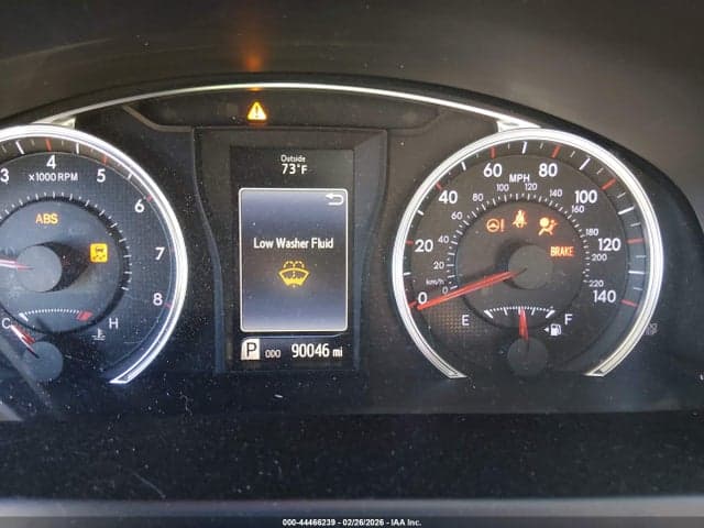2017 TOYOTA CAMRY SE 16