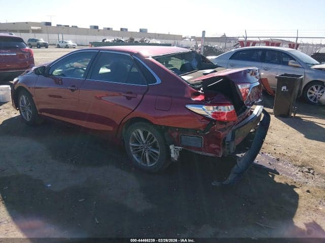 2017 TOYOTA CAMRY SE 3