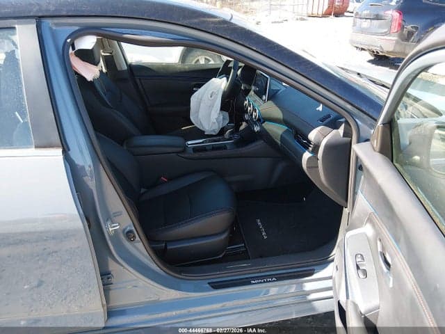 2025 NISSAN SENTRA SR 5