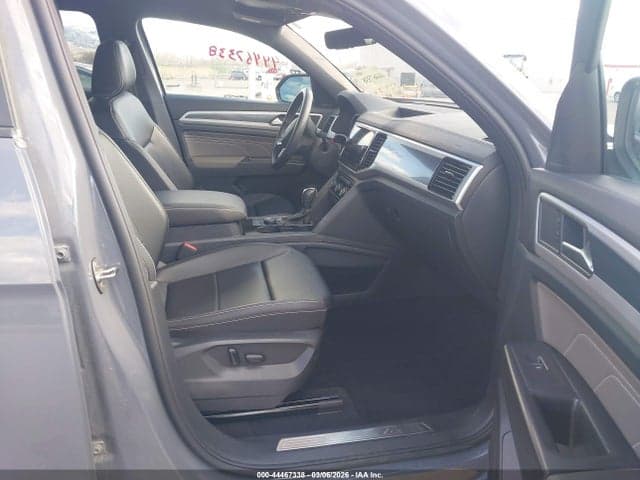 2022 VOLKSWAGEN ATLAS CROSS SPORT 3.6L V6 SEL R-LINE BLACK 5