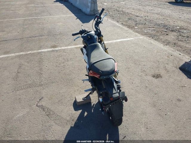 2025 KAWASAKI BR125 J 6