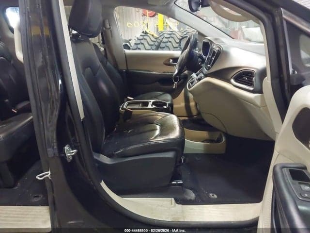 2017 CHRYSLER PACIFICA TOURING-L 5