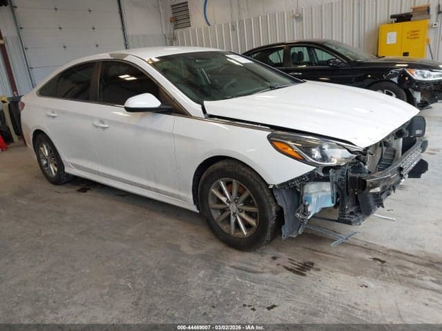 2018 HYUNDAI SONATA SE 1