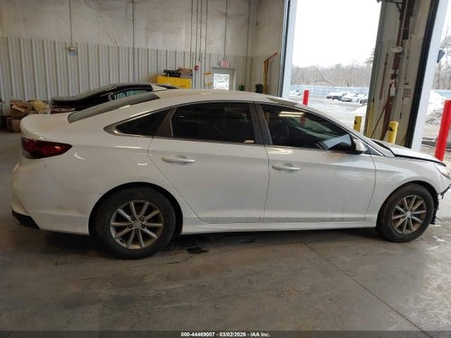 2018 HYUNDAI SONATA SE 13