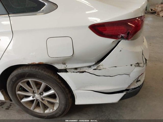 2018 HYUNDAI SONATA SE 17