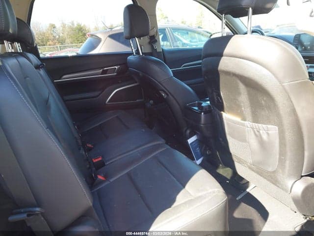 2020 KIA TELLURIDE LX 8
